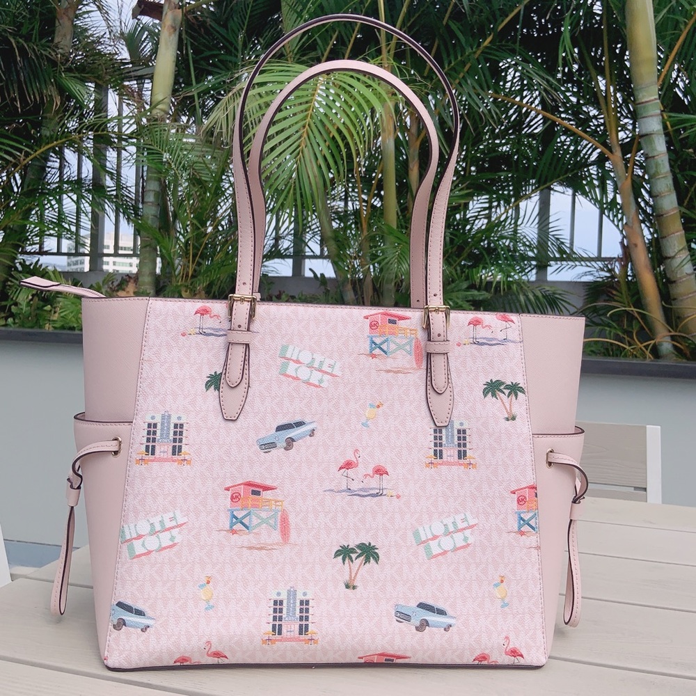 Michael Kors Gilly Tote - Picture 11 of 13